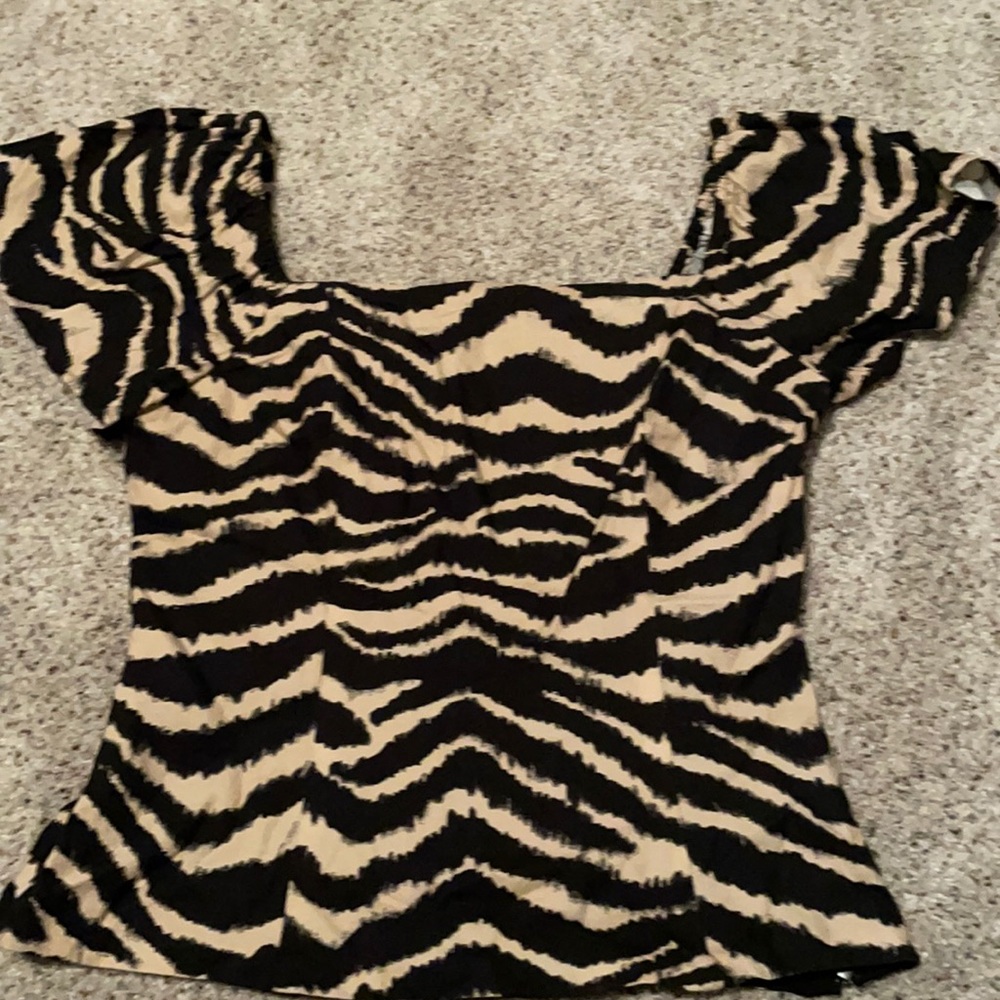 Giani Bini zebra top